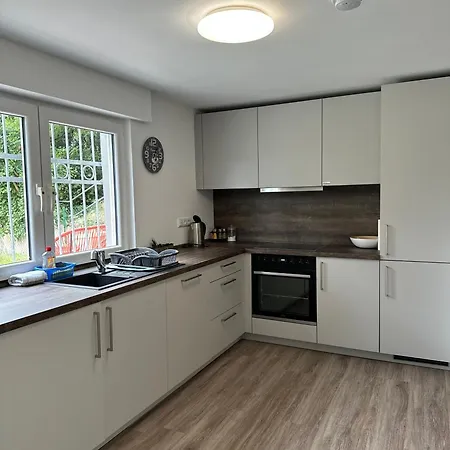 Deluxe Jl Mit Terrasse